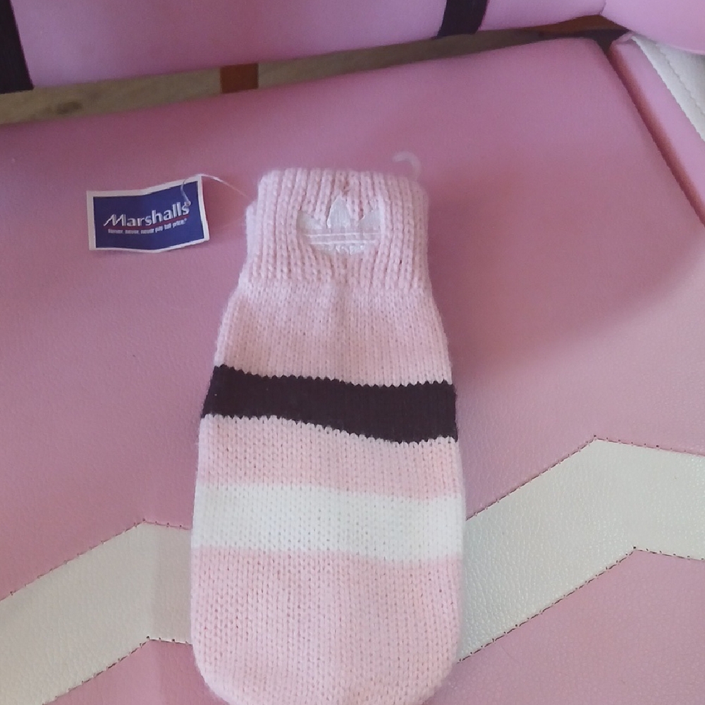 adidas Kids Mittens in Pink and Black